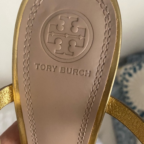 🌺 RARE TORY BURCH GOLD SANDALS 🌺 - Picture 16 of 16